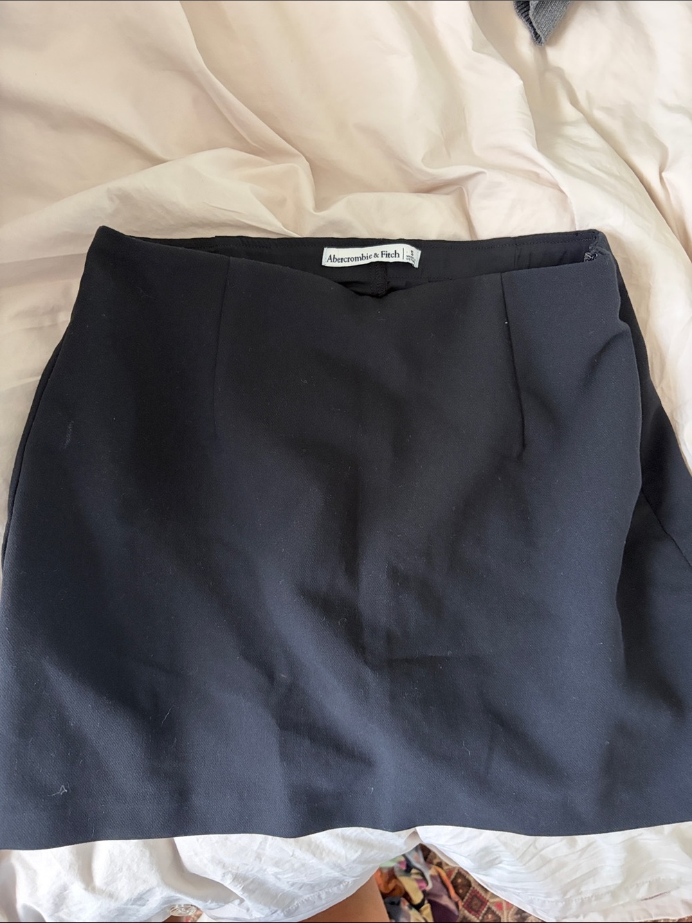 Abercrombie & Fitch Black Women's Mini Skirt - Simple A-Line